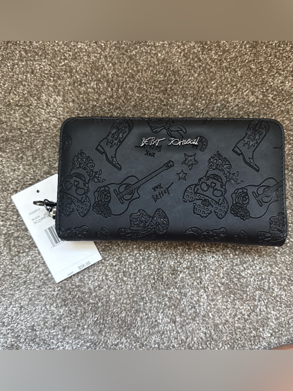 Betsey Johnson Black Embossed Skull & Guitar Zip Wallet Wristlet - Picture 1 of 4